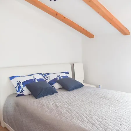 - Istrian Dream With Swimming Pool Apartmán
