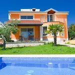 - Istrian Dream With Swimming Pool Appartamento *