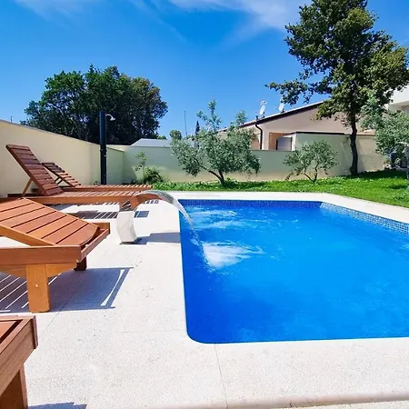 Apartment - Istrian Dream With Swimming Pool